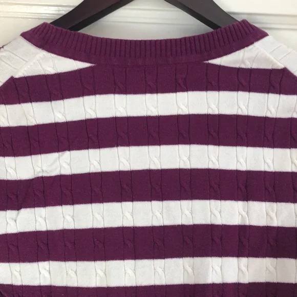 Women’s Old Navy V-Neck Striped Sweater Size Small - Picture 7 of 8